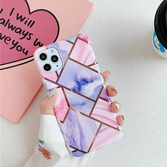 iPhone 11 Case - Picture 1 of 3